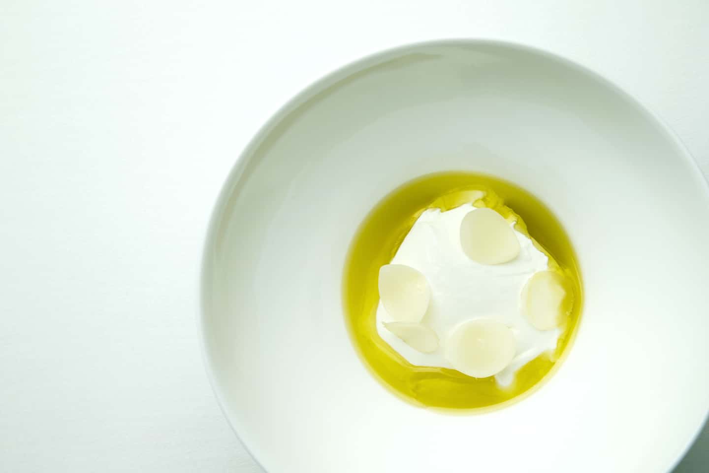 フランス料理カンテサンスの料理、山羊乳のバヴァロア